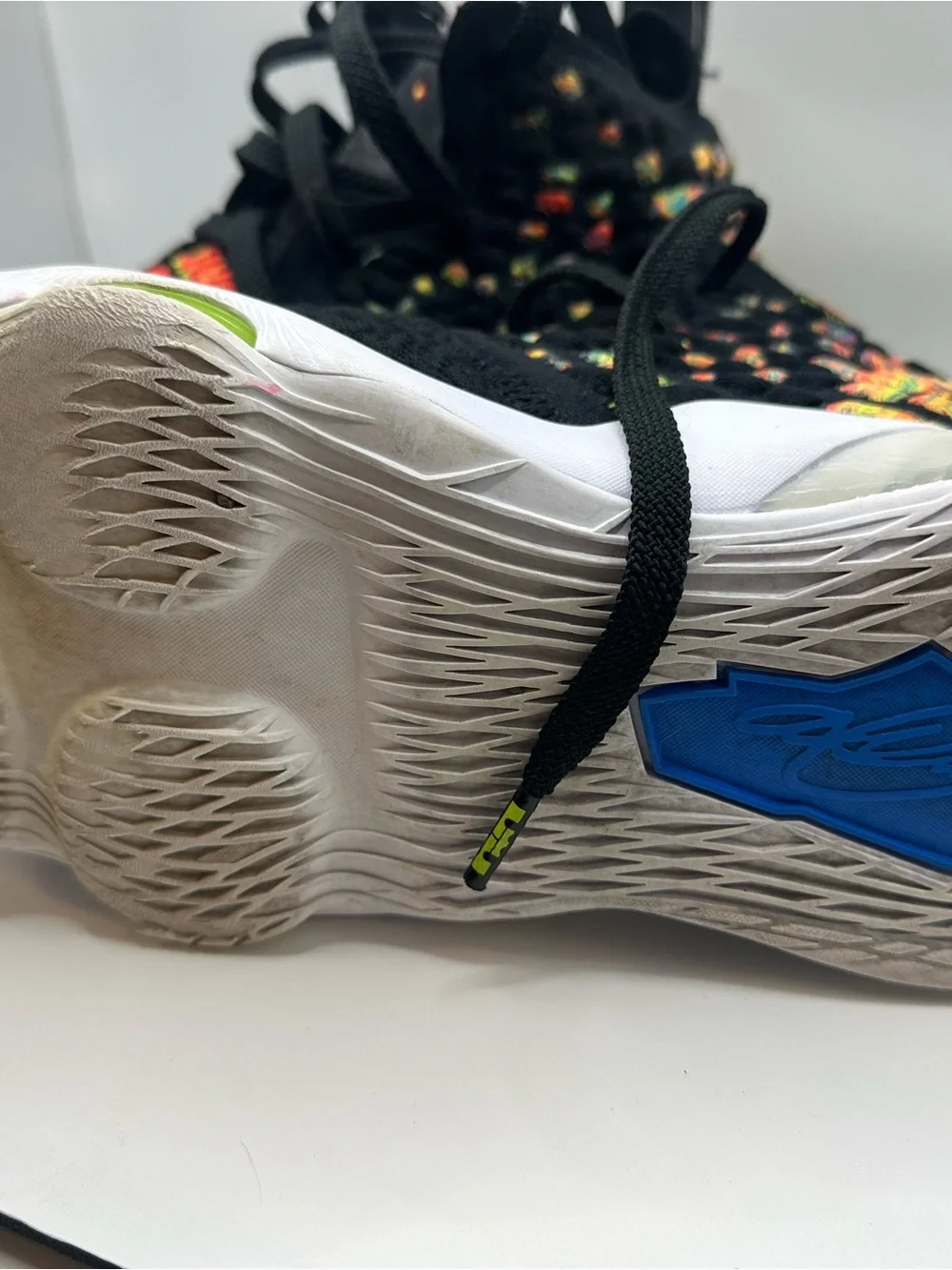 Nike LeBron 17 “James Gang” Basketball Shoes